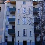 Schönefeld - kleine 3-Zimmer-Wohnung mit Balkon im 1. OG - Wannenbad - ruhige Seitenstrasse nähe Mariannenpark - ab sofort frei